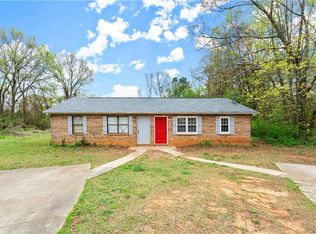 322 Dallas Rd, Dallas, GA 30157