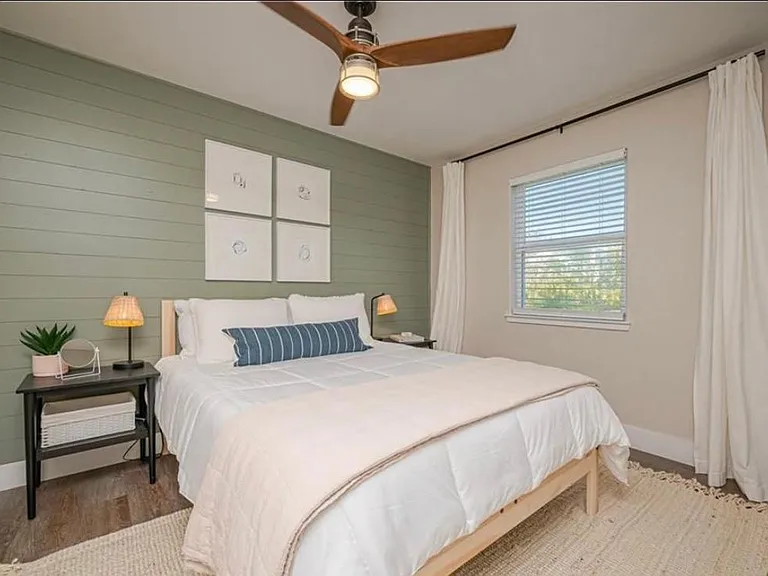 7 Lauderdale Dr — Photo 36