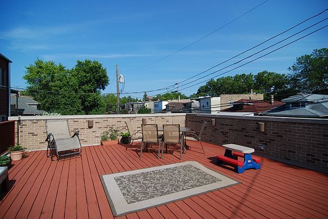 2nd image of 2727 W Sunnyside Ave