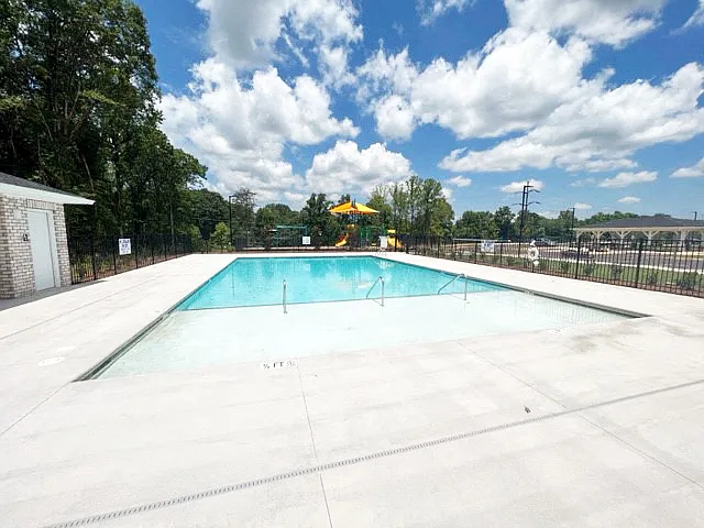 The Sullivan Apartments — Photo 30
