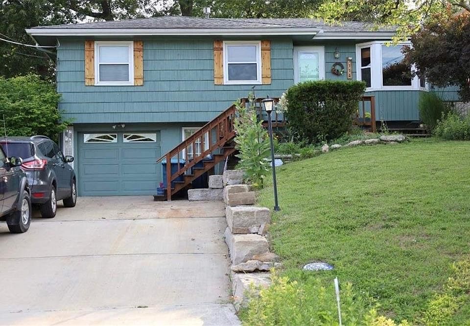 1114 NW South Shore Dr, Lake Waukomis, MO 64151 Zillow