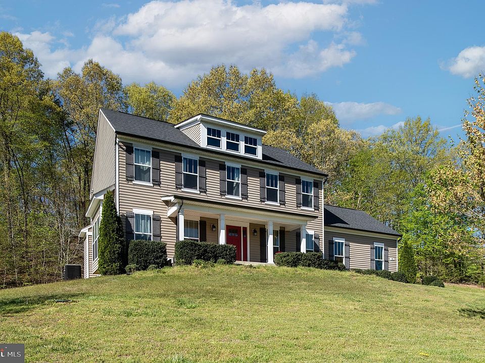 1st image of 75 Fleetwood Farm Ln