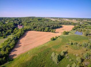 3905 Elmwood Rd, Hubertus, WI 53033