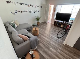 1061 Chalcedony St #6, San Diego, CA 92109