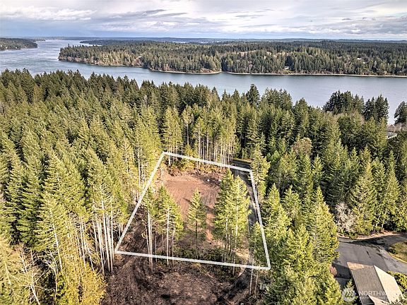 2nd image of 621 E Strong Road