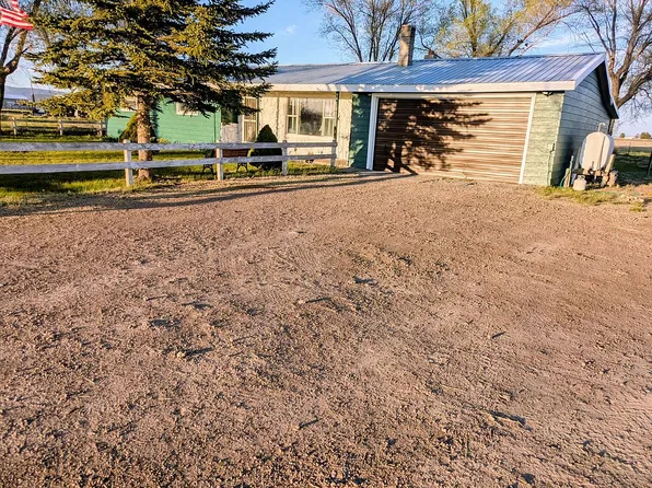 70369 Red Barn Rd, Burns, OR 97720