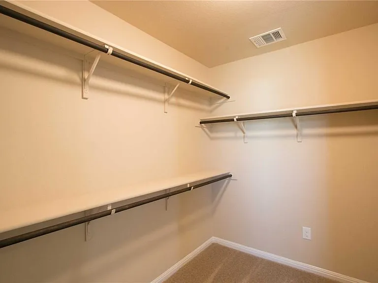 624 Carly Ann Ln — Photo 15