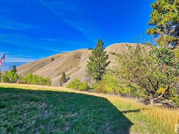 23rd image of this home