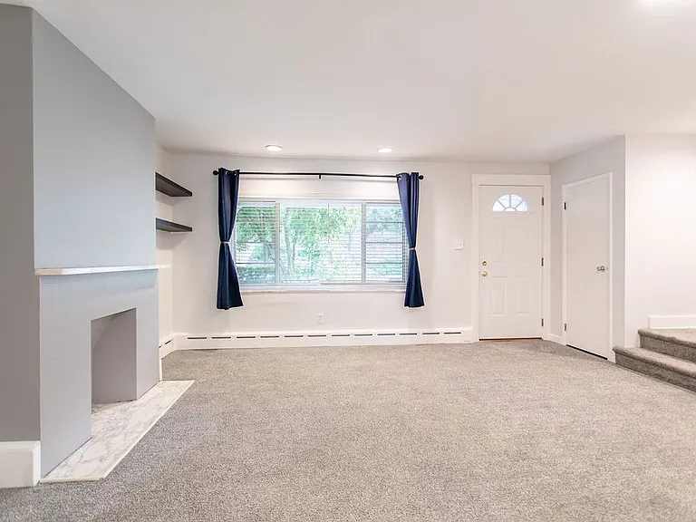 6331 Alderson St — Photo 7