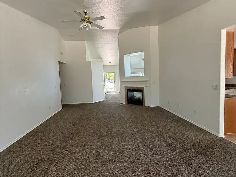 2505 Nimbus Ct — Photo 8