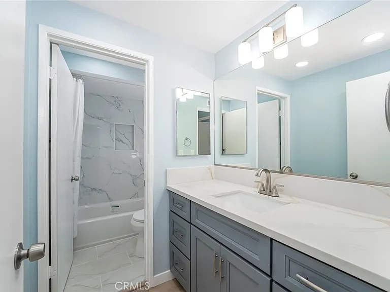 19751 Oceanaire Cir — Photo 26