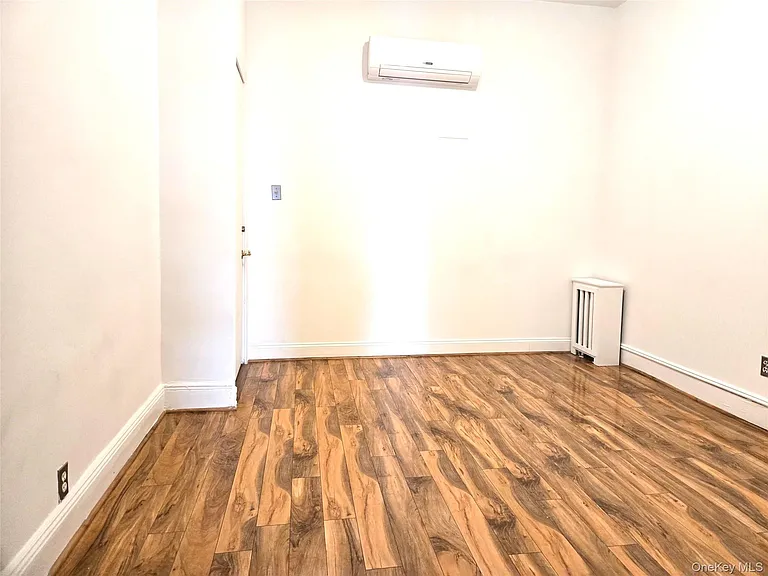 5936 Woodbine St #2 — Photo 9
