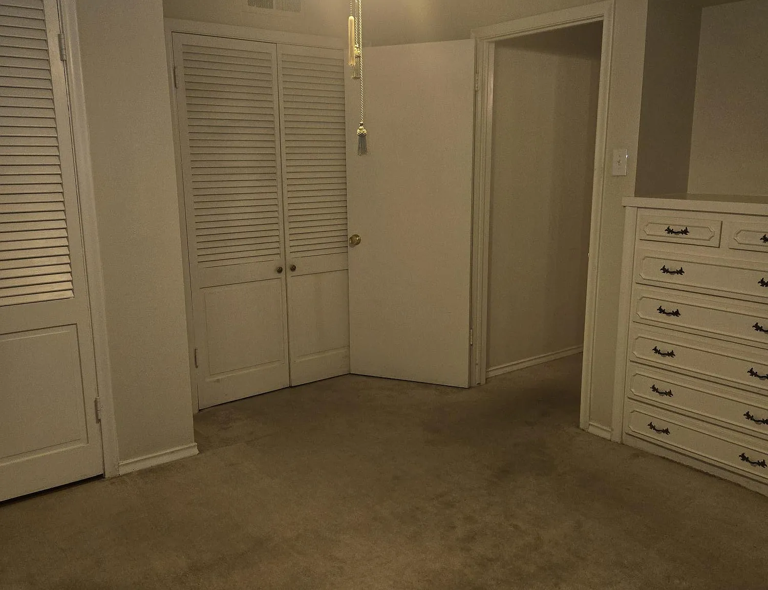 2 bed, 1426 sqft, $2,250 — Photo 4