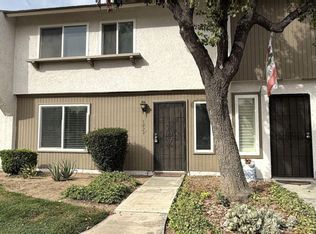 1029 Clark St, Riverside, CA 92501