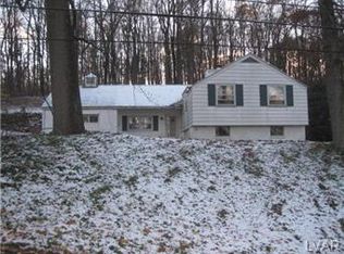 1304 Evergreen Dr, Bethlehem, PA 18015