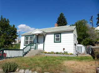 315 E Bartlett Ave, Omak, WA 98841