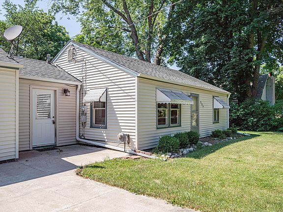 3rd image of 504 S Avenue B