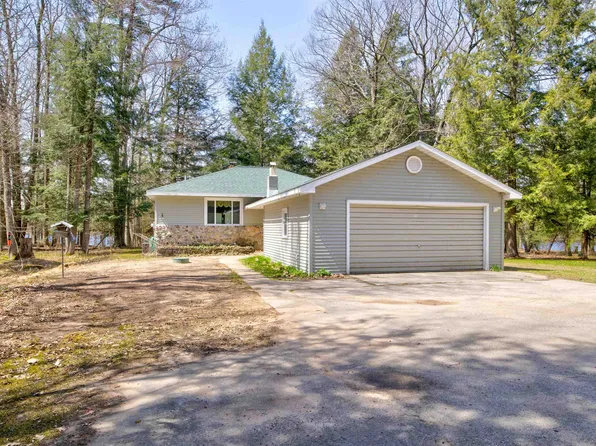 N6205 County Road 577, Wallace, MI 49893