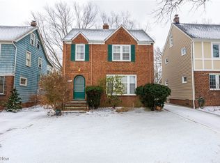 1937 Staunton Rd, Cleveland Heights, OH 44118
