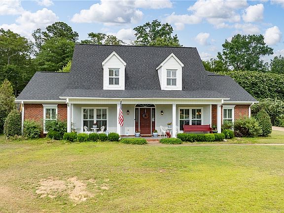 2nd image of 7231 Crab Apple Cir