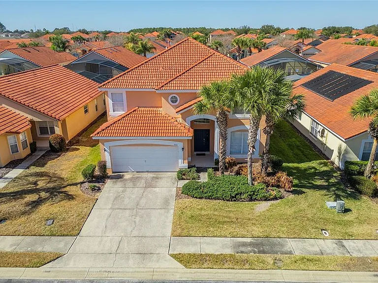 1031 Solana Cir — Photo 45