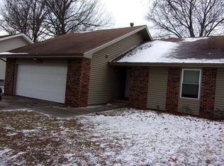 5455 S Roanoke Ave, Springfield, MO 65810