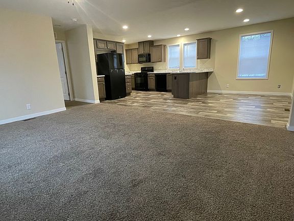 3rd image of 934 Tami Dr #934