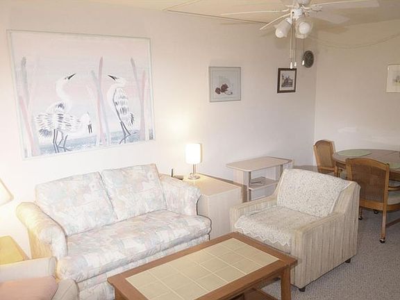4th image of 618 Bird Bay Dr S APT 117