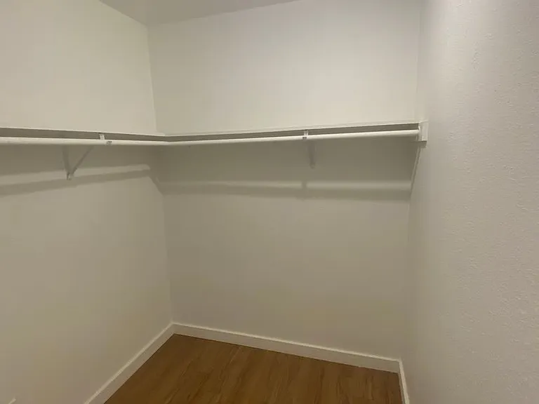 24 Flats Apartments — Photo 44
