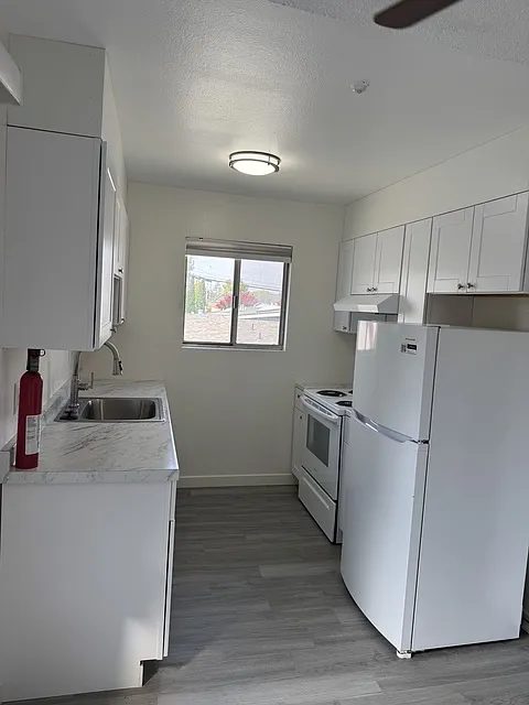 2 bed, $2,225 — Photo 4