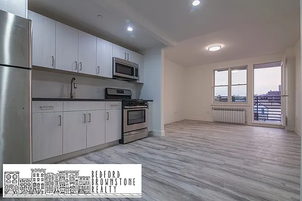 Rented by Bedford Brownstone Realty | media 17