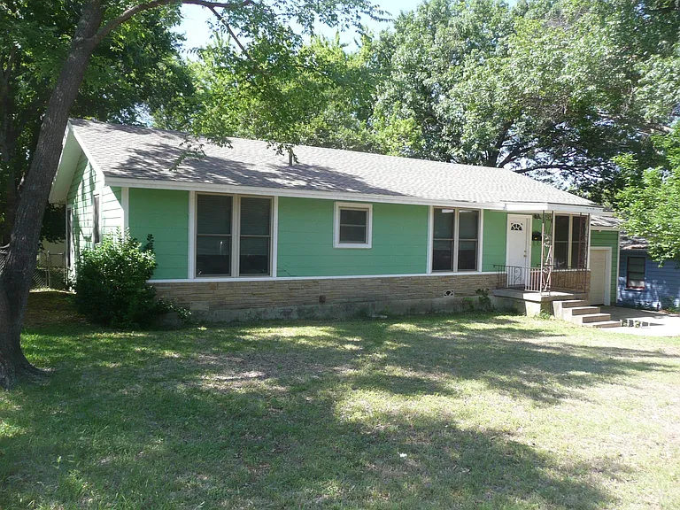 3405 Binyon Ave — Photo 6