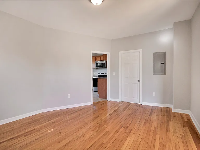 34 Kellogg St #2 — Photo 2