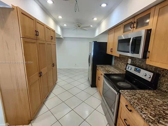 4th image of 3629 Coral Springs Dr #3629