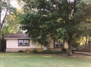 1029 E Hamburg St, Pinckney, MI 48169