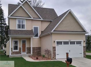 5950 Chartres Way, East Lansing, MI 48823