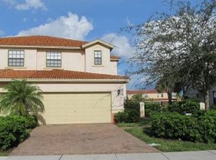 15614 Summit Place Cir, Naples, FL 34119
