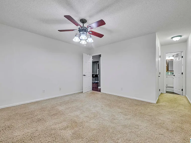 5501 Heath Row Dr — Photo 19
