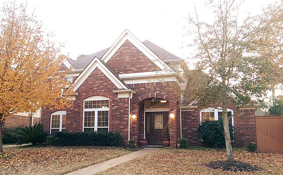 1st image of 7815 Feather Springs Dr