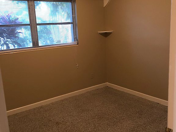 4th image of 705 18th Ave