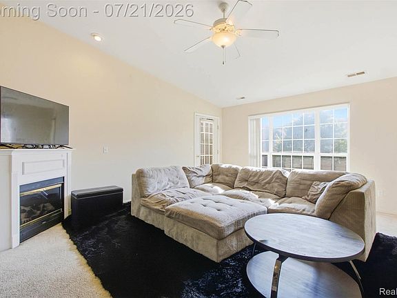 3rd image of 509 Mulberry St