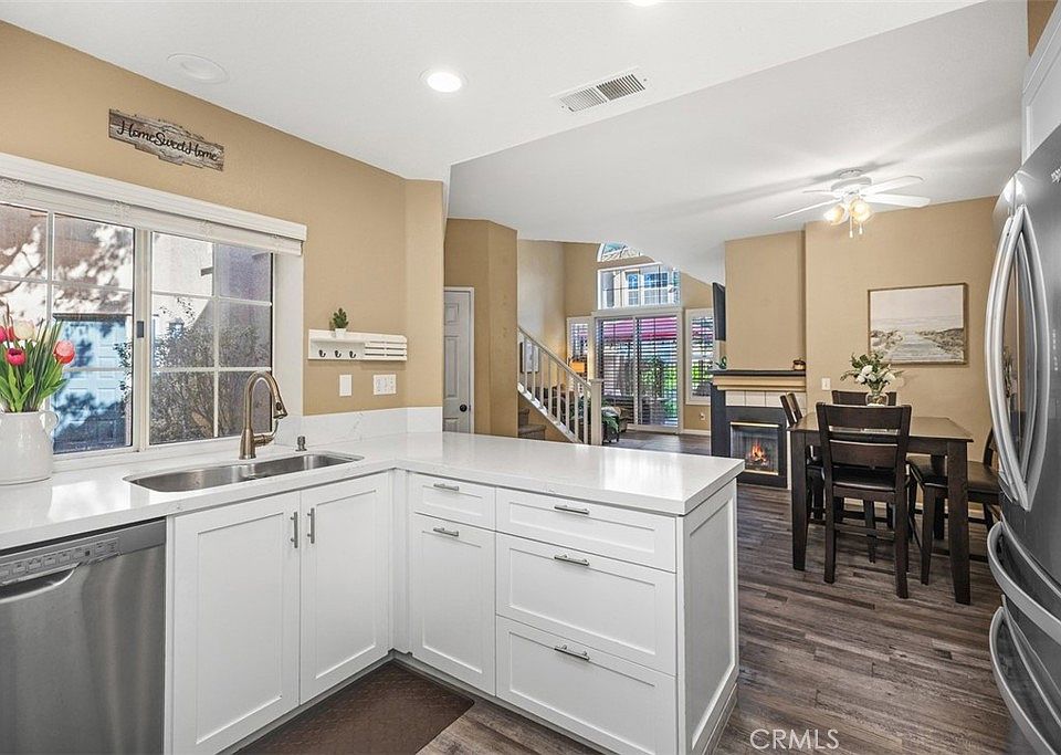 1st image of 71 Waxwing Ln