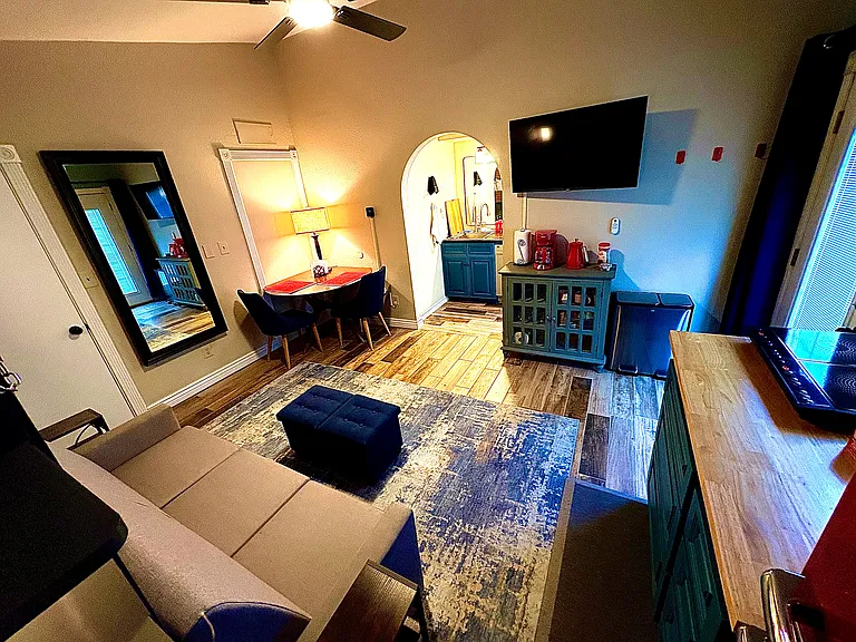 1916 W Jerome Ave #1 — Photo 11