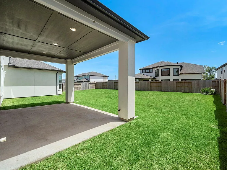 9806 Oakwood Trl — Photo 18