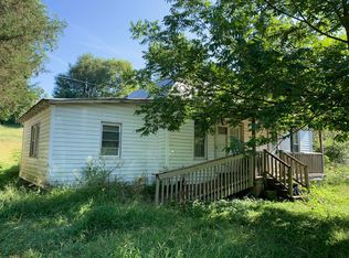 2375 Gillespie Pike, Paint Lick, KY 40461