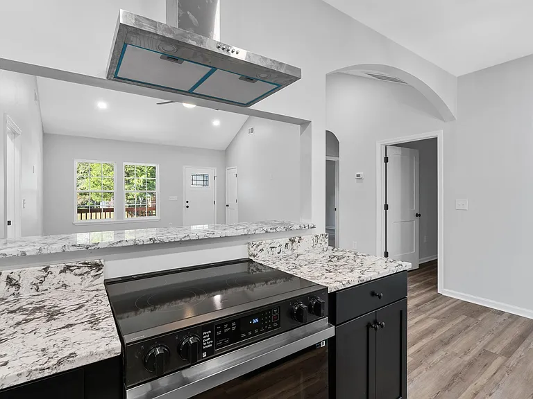 220 Payton Pl — Photo 14