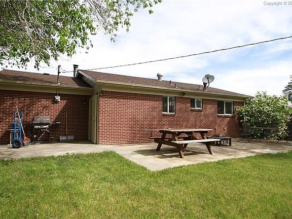 Nice large concrete patio