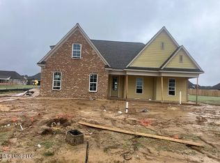 1789 Caribe Dr, Nesbit, MS 38651