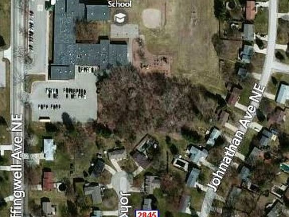 4th image of 2845 Johnathan Ct NE