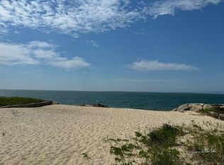 76 Menauhant Rd, East Falmouth, MA 02536